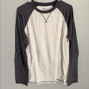 Baseball tee